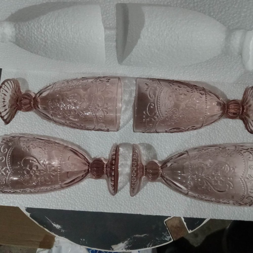 The Pioneer Woman Amelia Rose Embossed Goblet (set of 4)